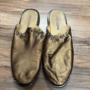 Musse & cloud mules 9